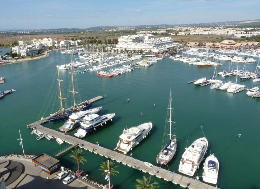 vilamoura-marina-algarve-836x608-1